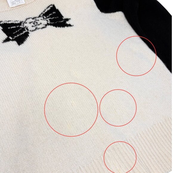 CHANEL Vintage 95A CC Logo Cashmere Knit Sweater Top Camellia Bow Cream [106236] - Picture 11 of 12